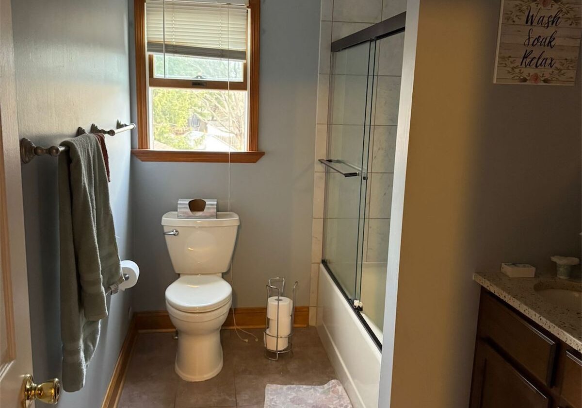 WhatsApp Image 2025-11-14 at 6.04.38 PM (4)